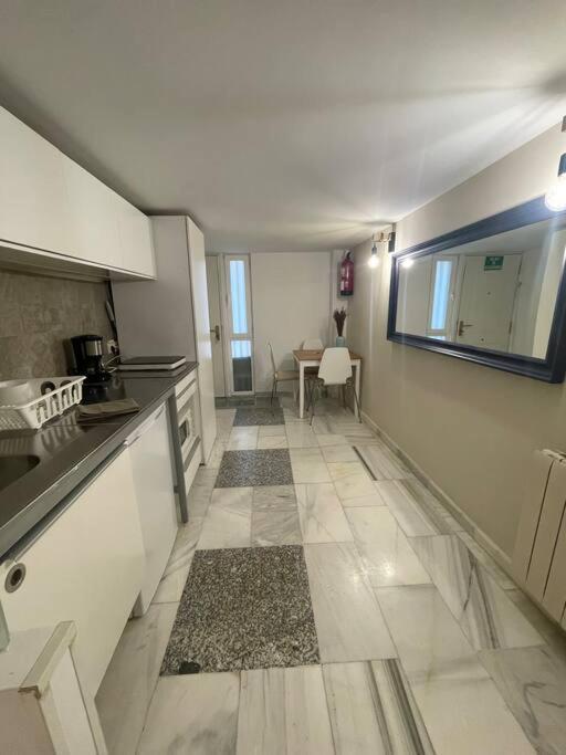 Arriaga Bajo- Precioso Duplex. Parking Gratuito Appartement Madrid Buitenkant foto